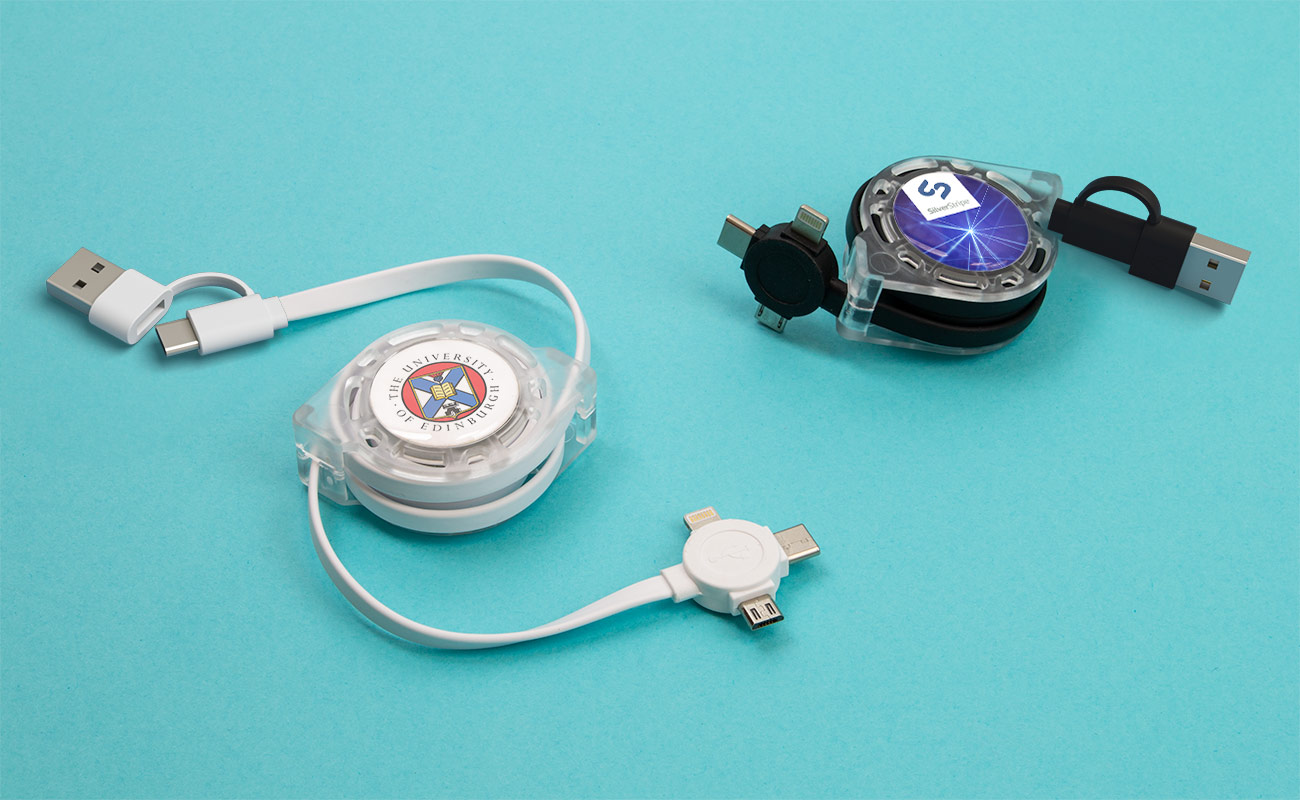 Motion - Câbles USB Lot gallery thumbnail