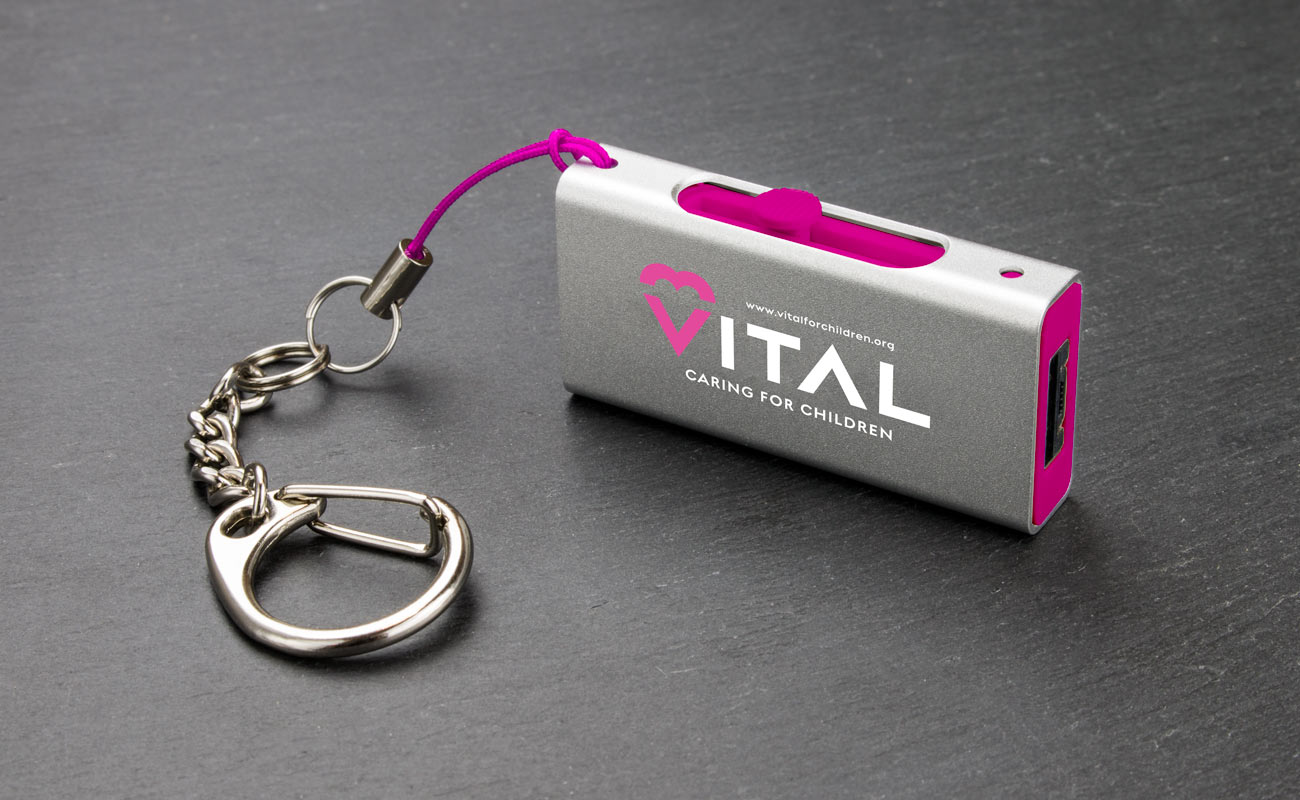 Slide - Clés USB-C avec Logo gallery thumbnail