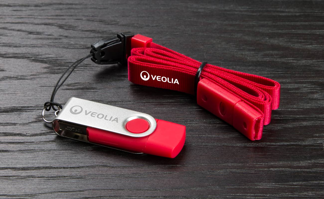 Twister Go - Cles USB-C Personnalisées gallery thumbnail