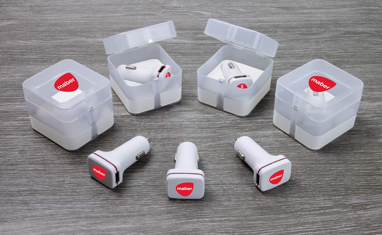 Vista - Adaptateur USB Voiture Personnalisable Pas Cher gallery thumbnail